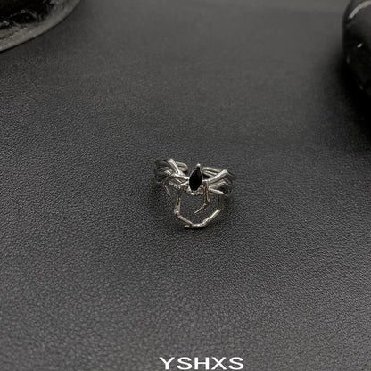 Adjustable Gothic Spider Punk Knuckle Ring