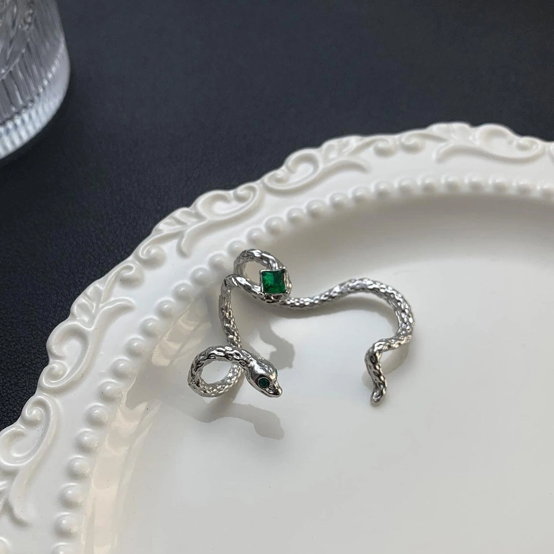 Accessories Adjustable Green Snake Cartilage Ear Cuff