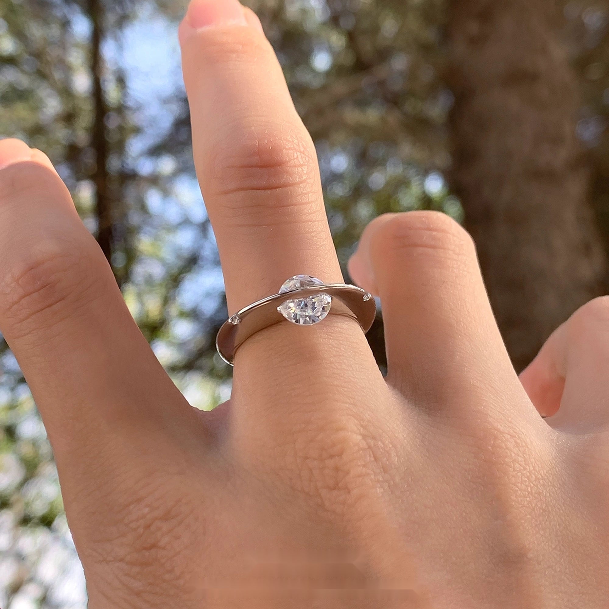 Accessories_Adjustable_Silver_Zircon_Orbit_Ring_MISSTT