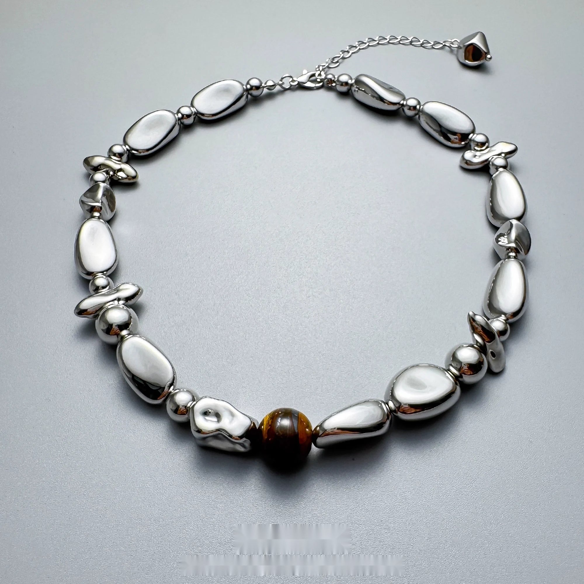 Accessories_Asymmetric_Geometric_Choker_MISSTT
