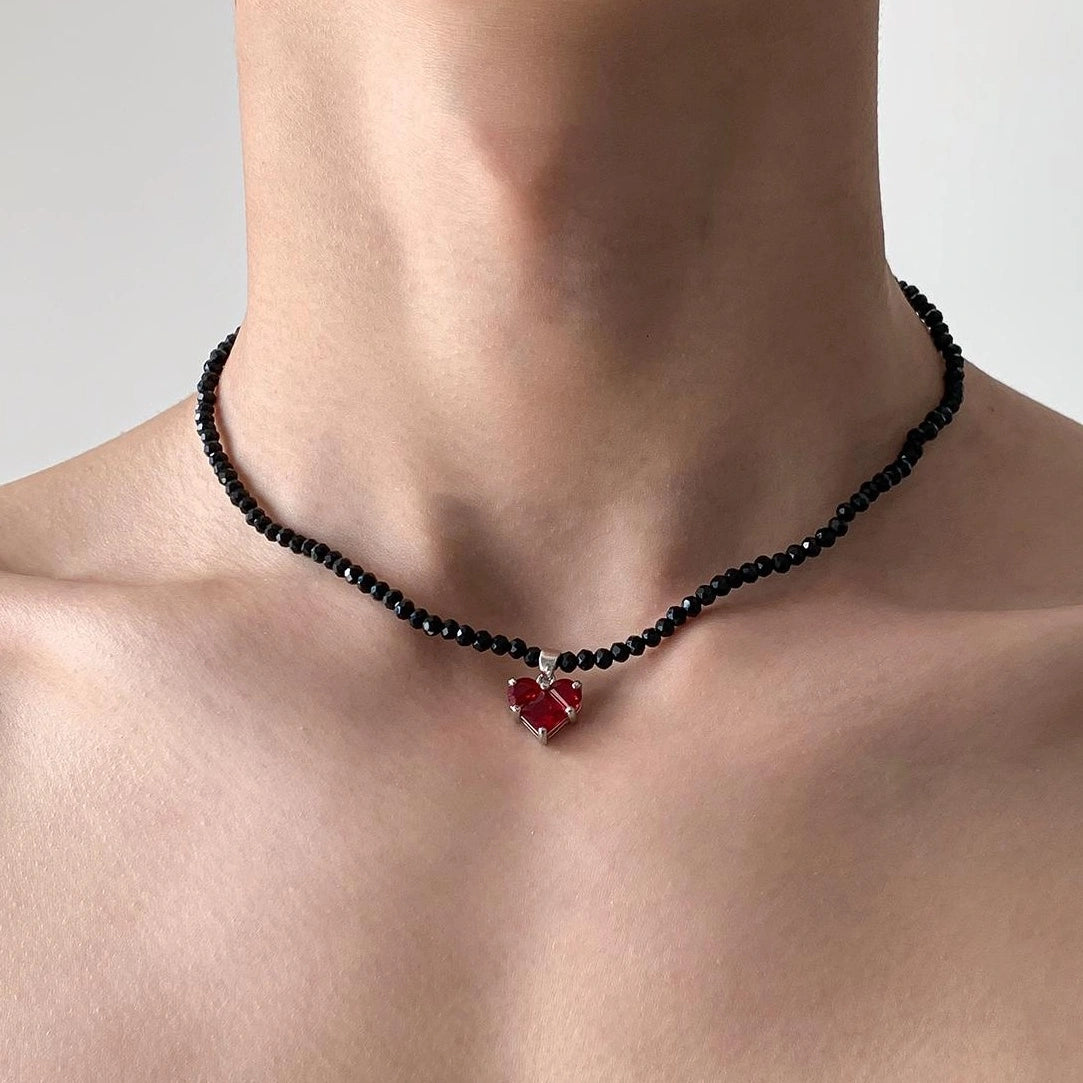 Accessories Black Crystal Beaded Heart Zircon V-neck Necklace
