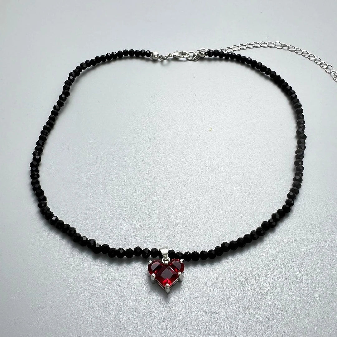 Accessories Black Crystal Beaded Heart Zircon V-neck Necklace