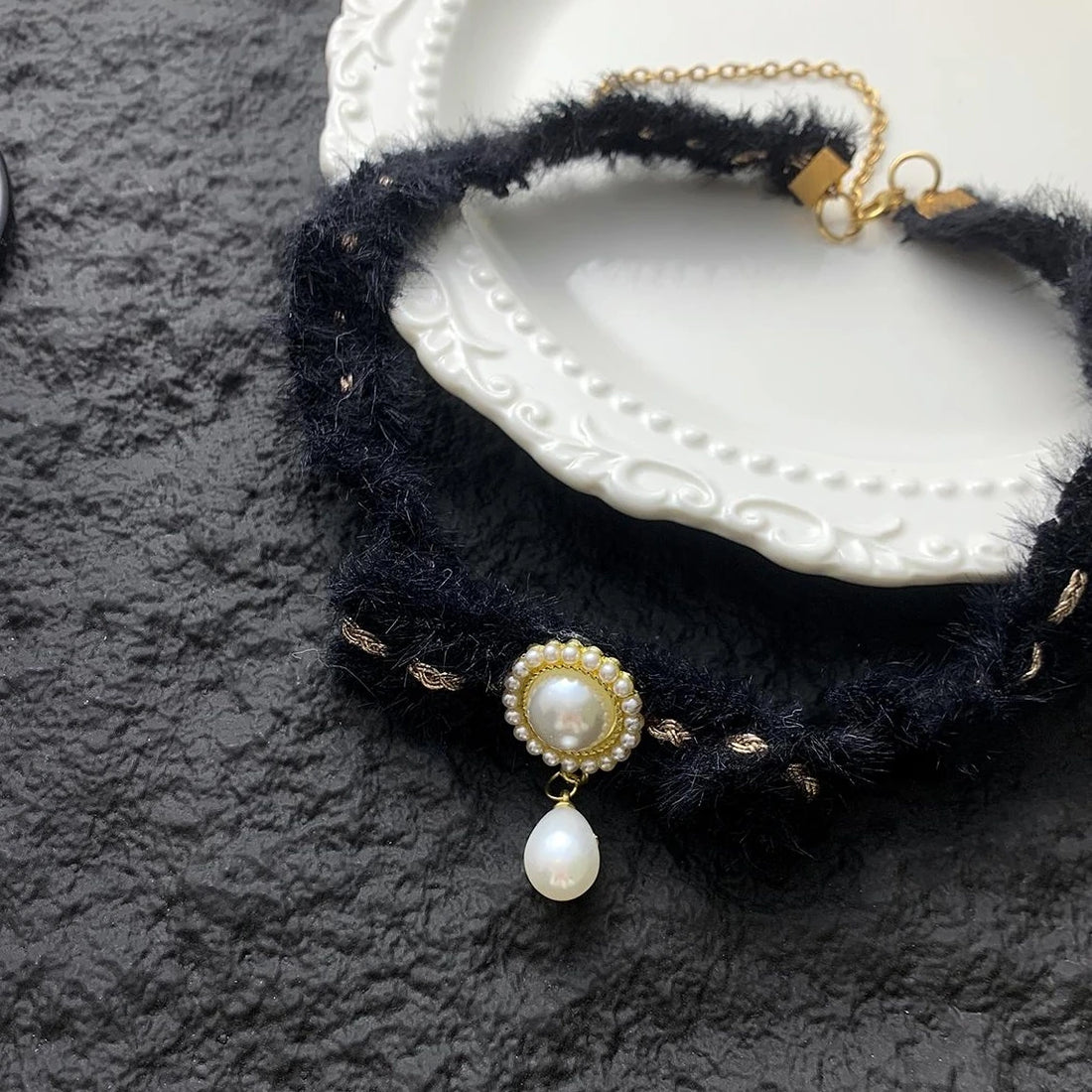 Accessories Black Velvet Pearl Choker