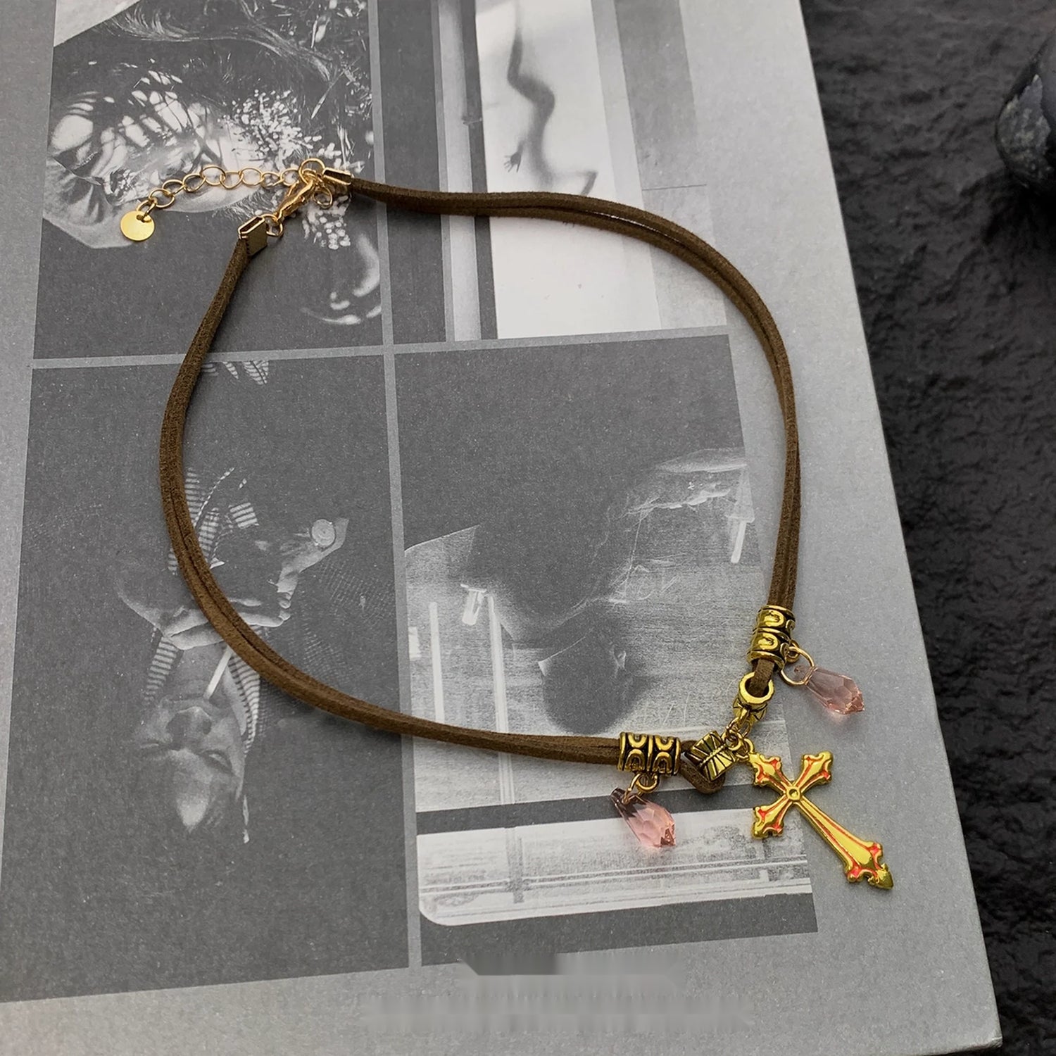 Accessories_Brown_Cross_Double_Layer_Choker_Necklace_MISSTT