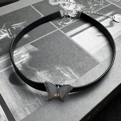 Accessories Butterfly Choker Necklace
V-Neck
T-Shirt
Long-Sleeve