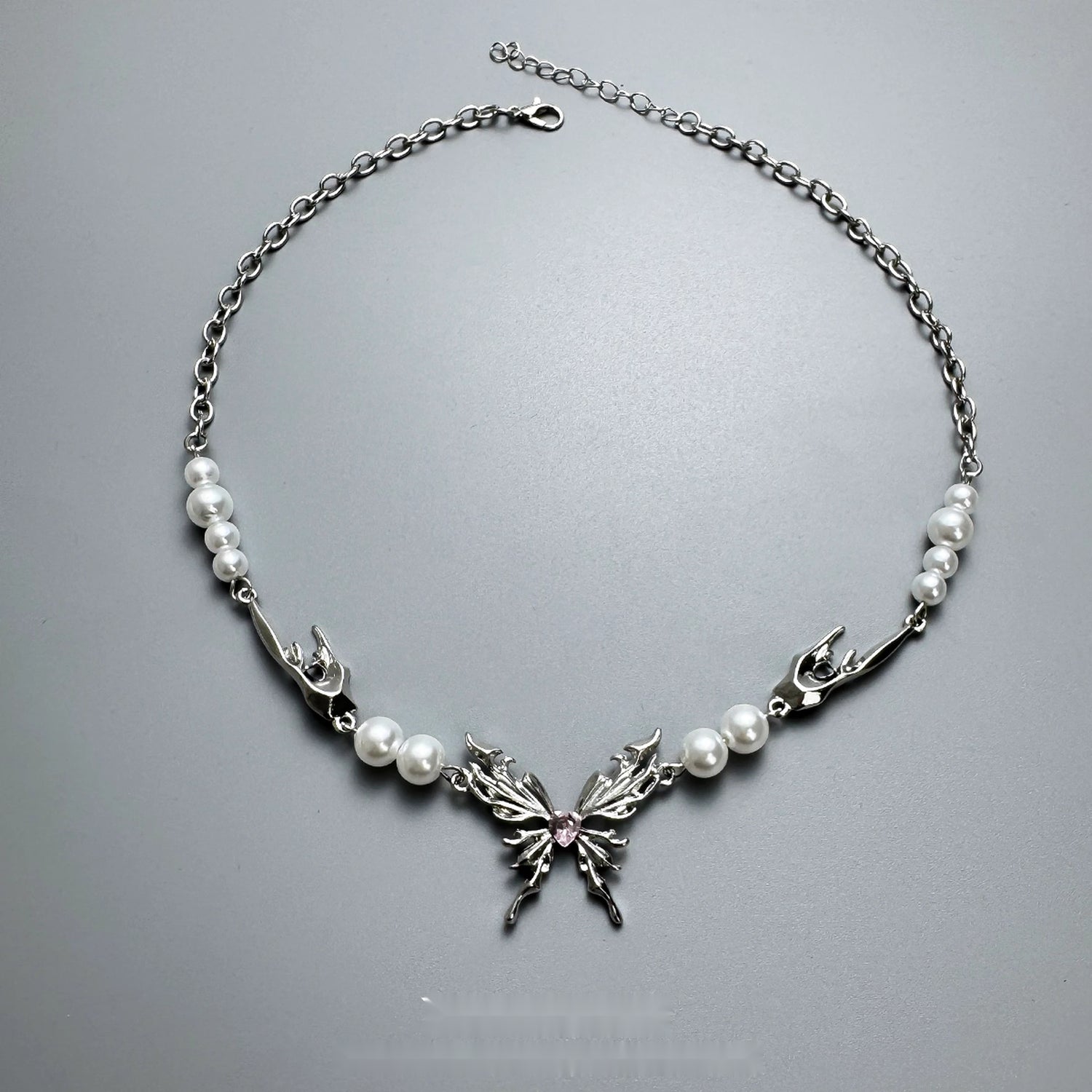 Accessories_Butterfly_Pearl_Chain_Necklace_MISSTT