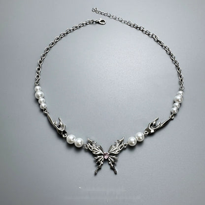 Accessories_Butterfly_Pearl_Chain_Necklace_MISSTT