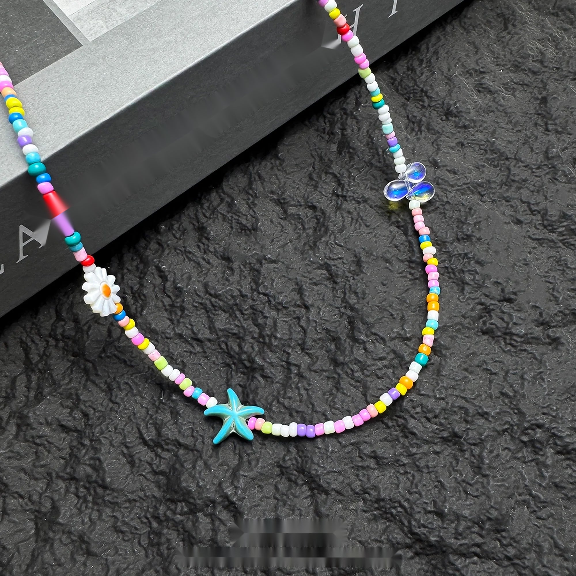 Accessories_Colorful_Dopamine_Starfish_Flower_Beaded_Necklace_MISSTT