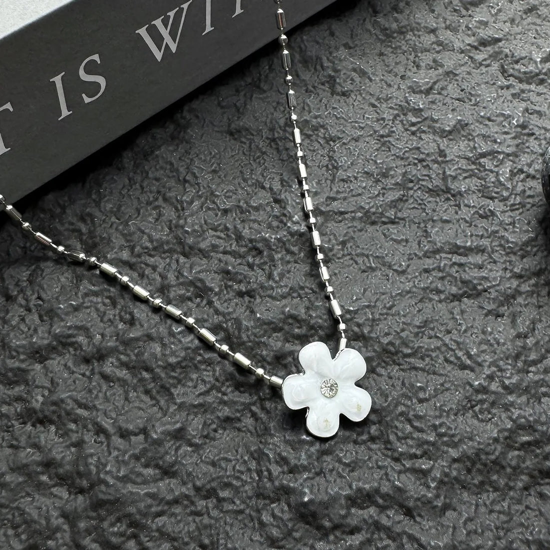 Accessories Delicate Floral Enamel Beaded Necklace