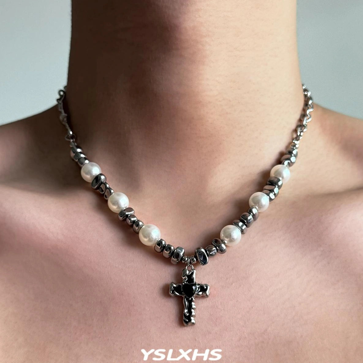 Accessories Exaggerated Titanium Steel Cross Pearl Choker Necklace