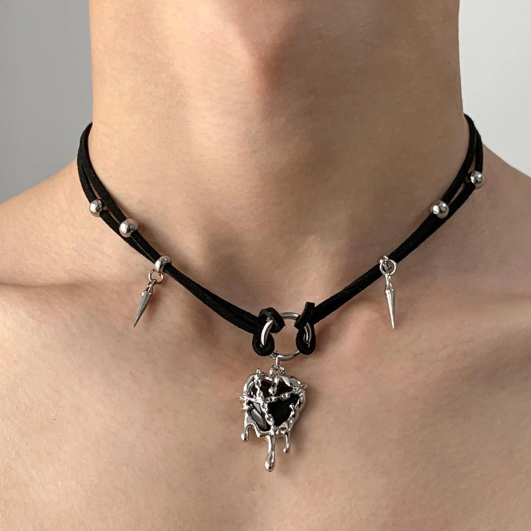 Accessories Gothic Heart Spike Choker