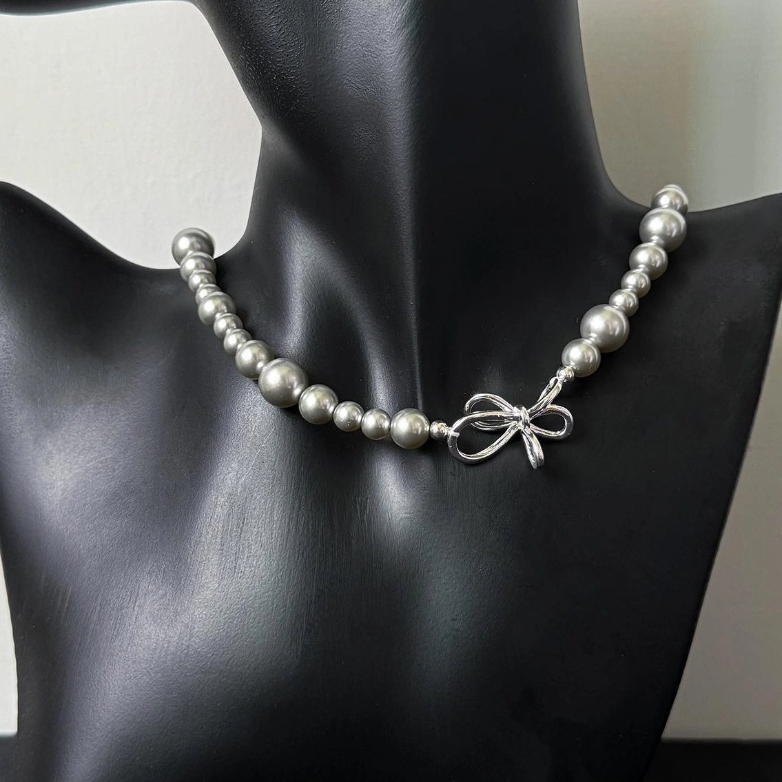 Accessories Gray Pearl Bow Necklace Minimalist Design