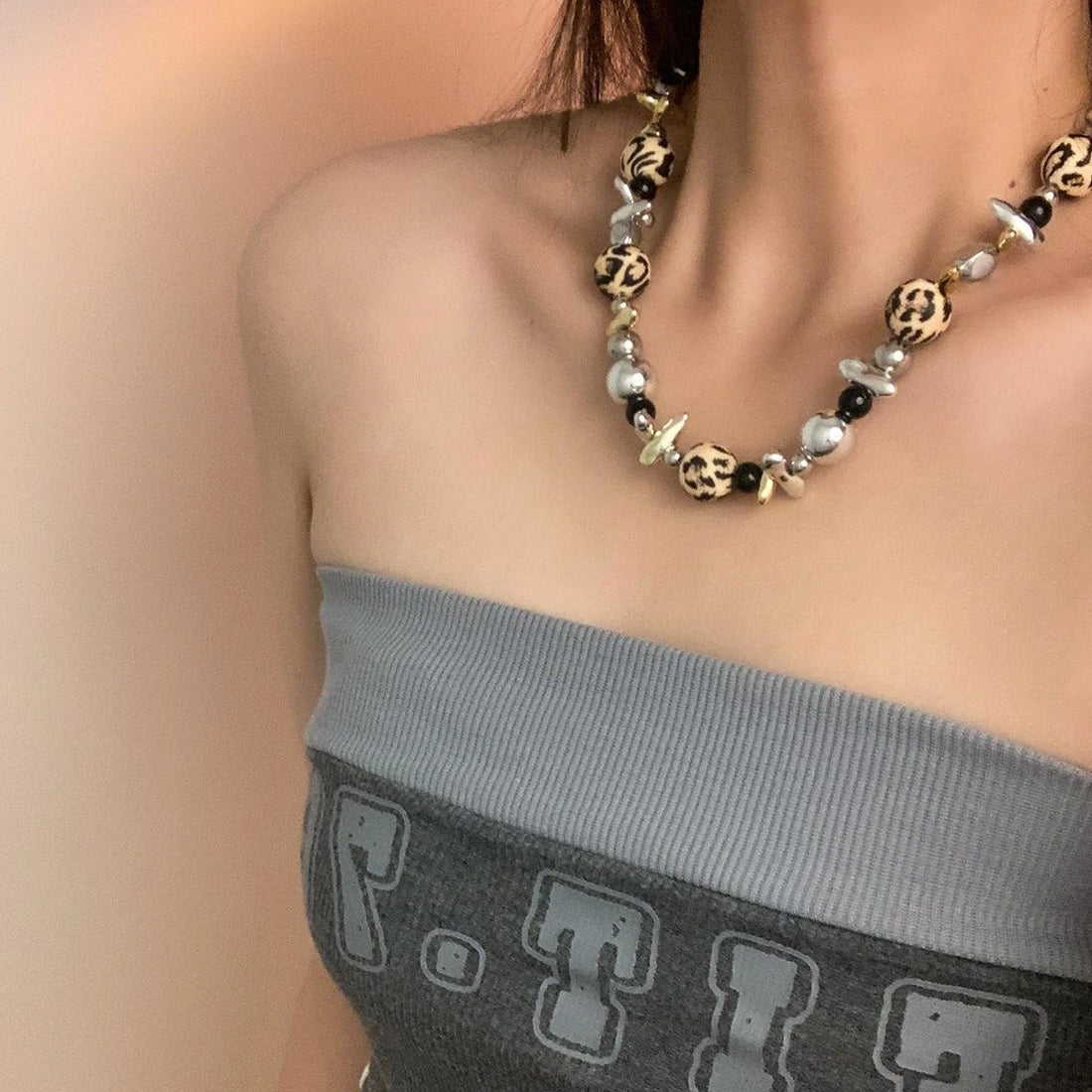 Accessories Irregular Beaded Statement Necklace V-Neck T-Shirt Long-Sleeve