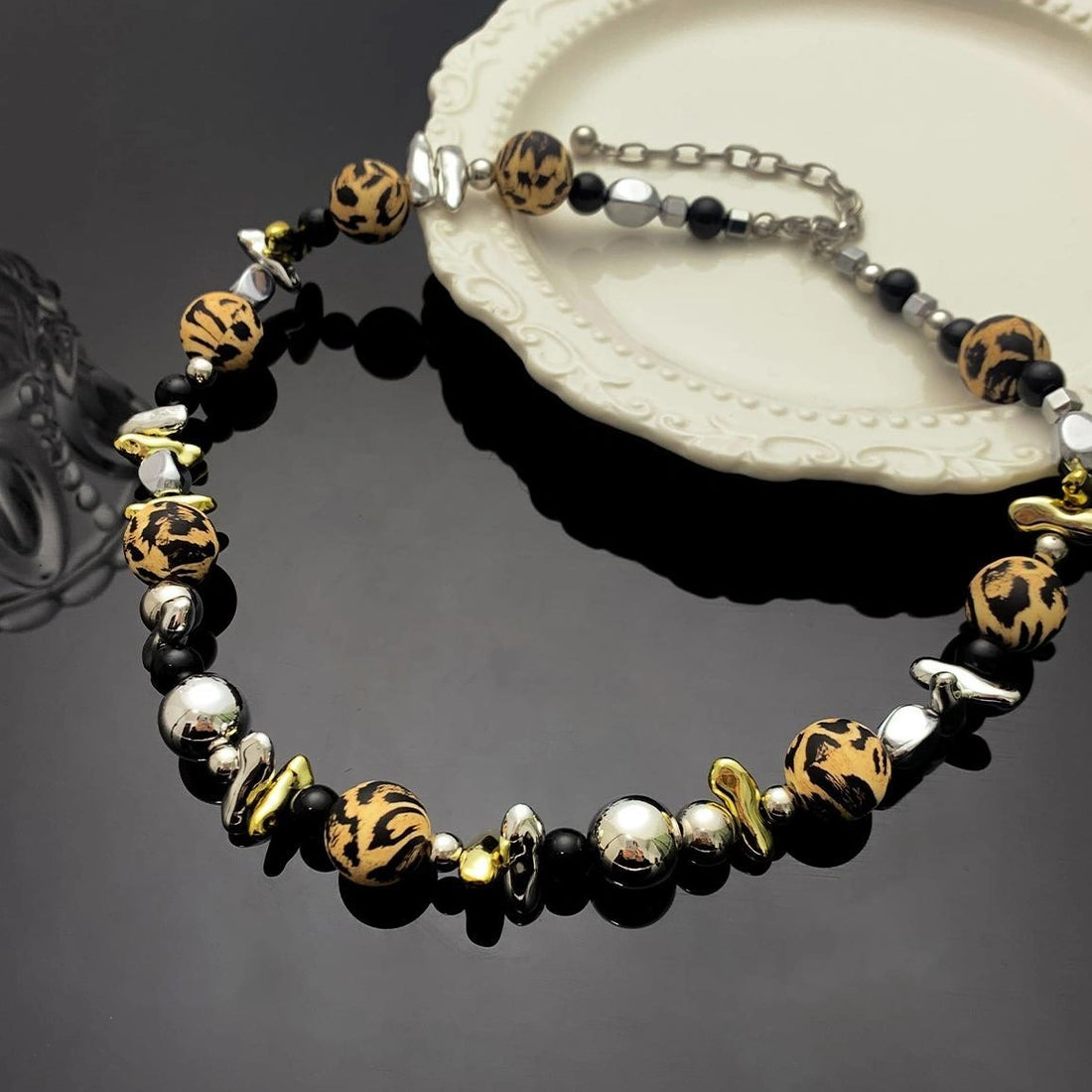 Accessories Irregular Beaded Statement Necklace V-Neck T-Shirt Long-Sleeve