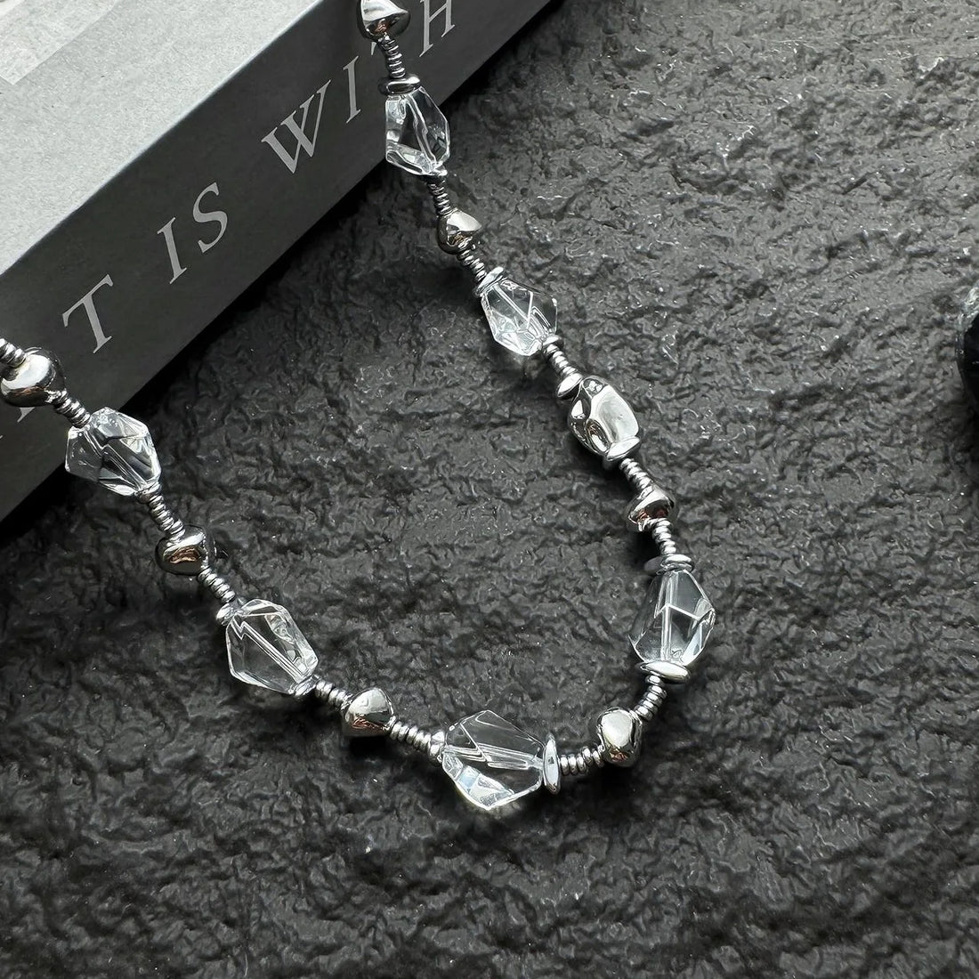 Accessories Irregular Transparent Beaded Chain With Metal Accents