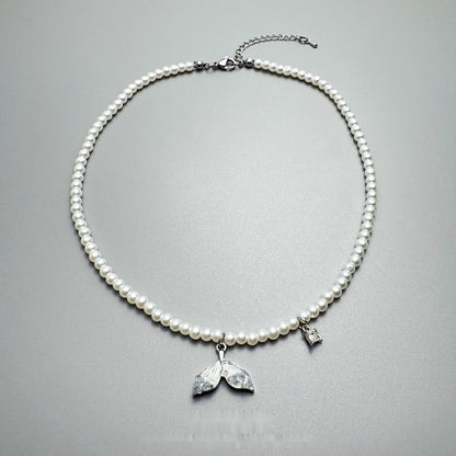 Accessories_Pearl_Fishtail_Pendant_Necklace_MISSTT