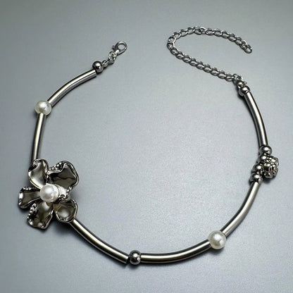 Accessories Pearl Petal Choker Necklace