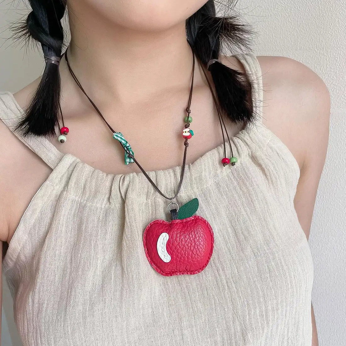 Accessories Pull Out Apple Knit Necklace
