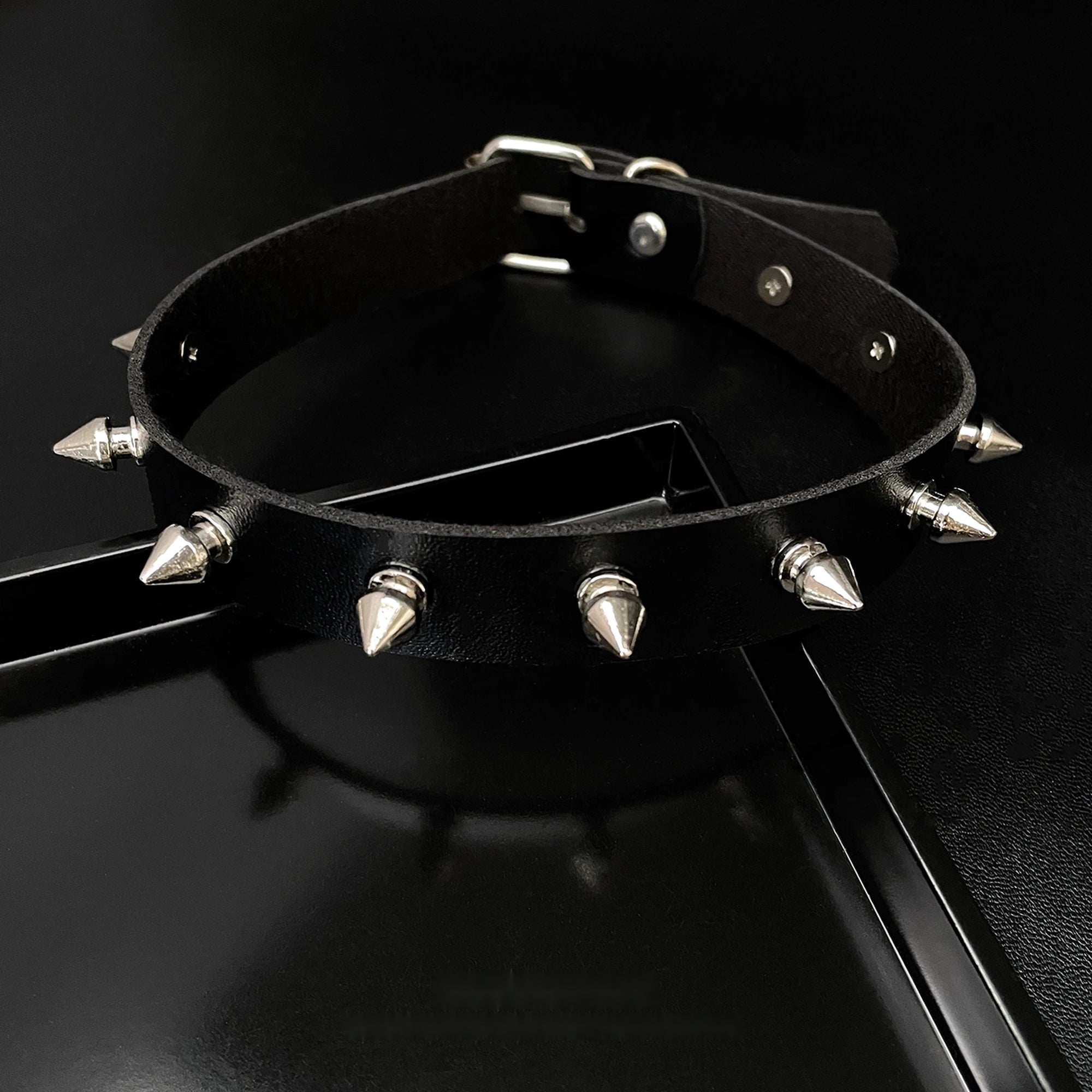 Accessories_Punk_Gothic_Rivet_Choker_Leather_Collar_Necklace_MISSTT