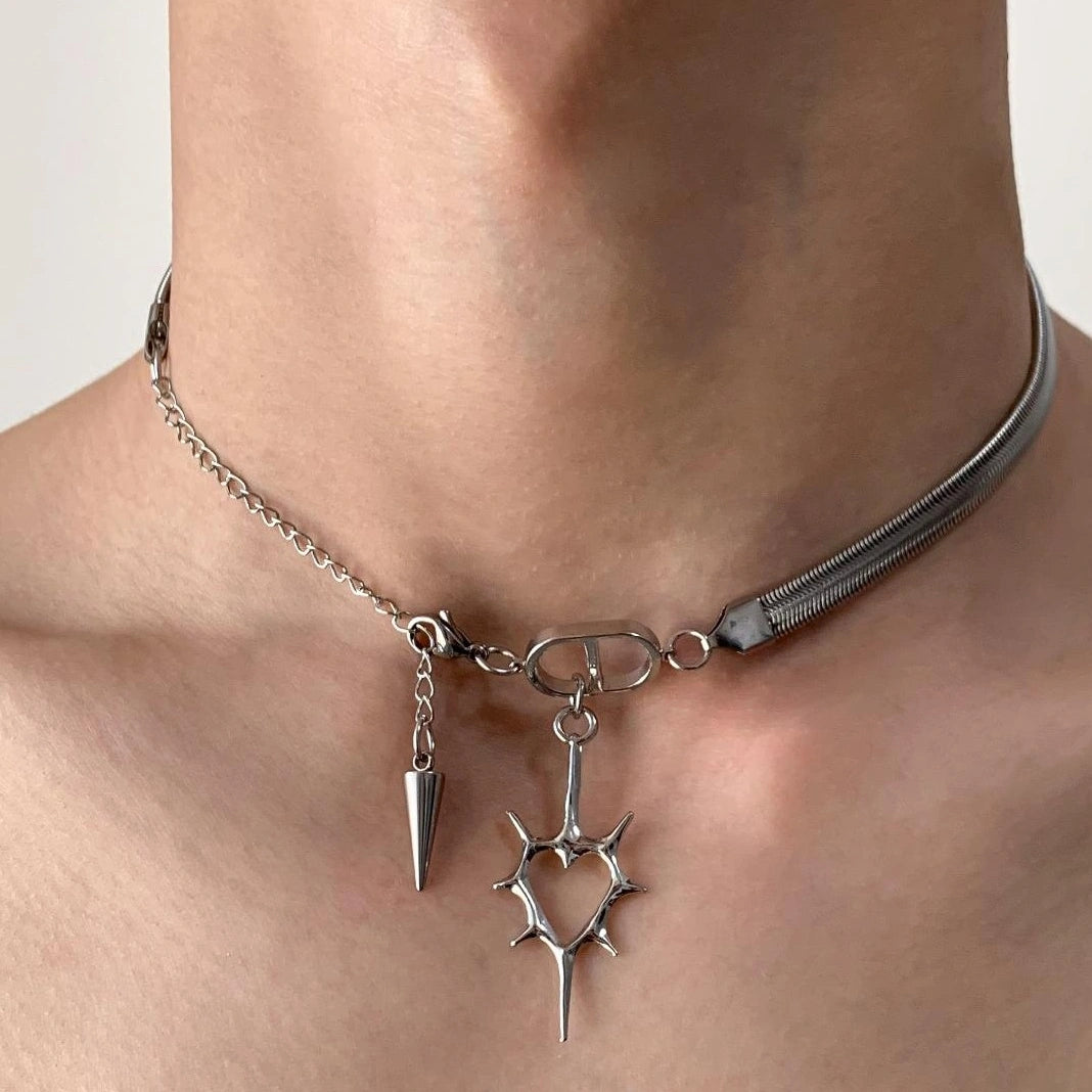 Accessories Punk Spike Pendant Hollow Heart Snake Chain Necklace