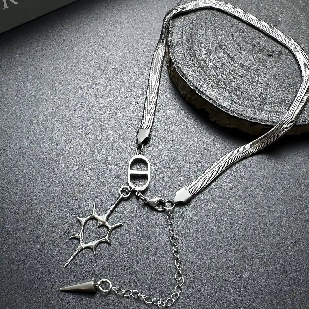 Accessories Punk Spike Pendant Hollow Heart Snake Chain Necklace