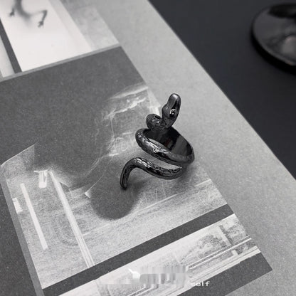 Accessories_Serpent_Coil_Ring_MISSTT
