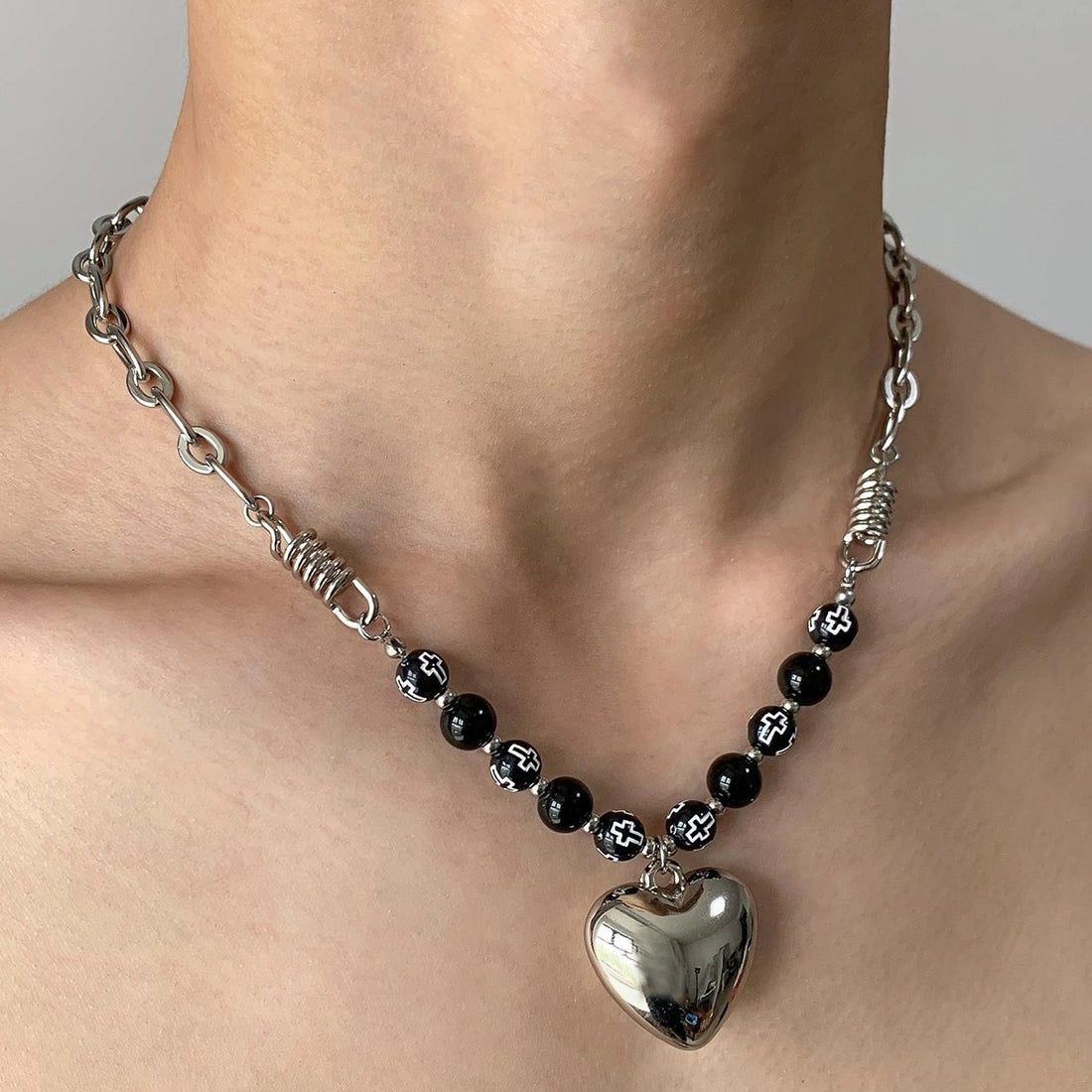 Accessories Textured Heart Locket Beaded Choker Necklace