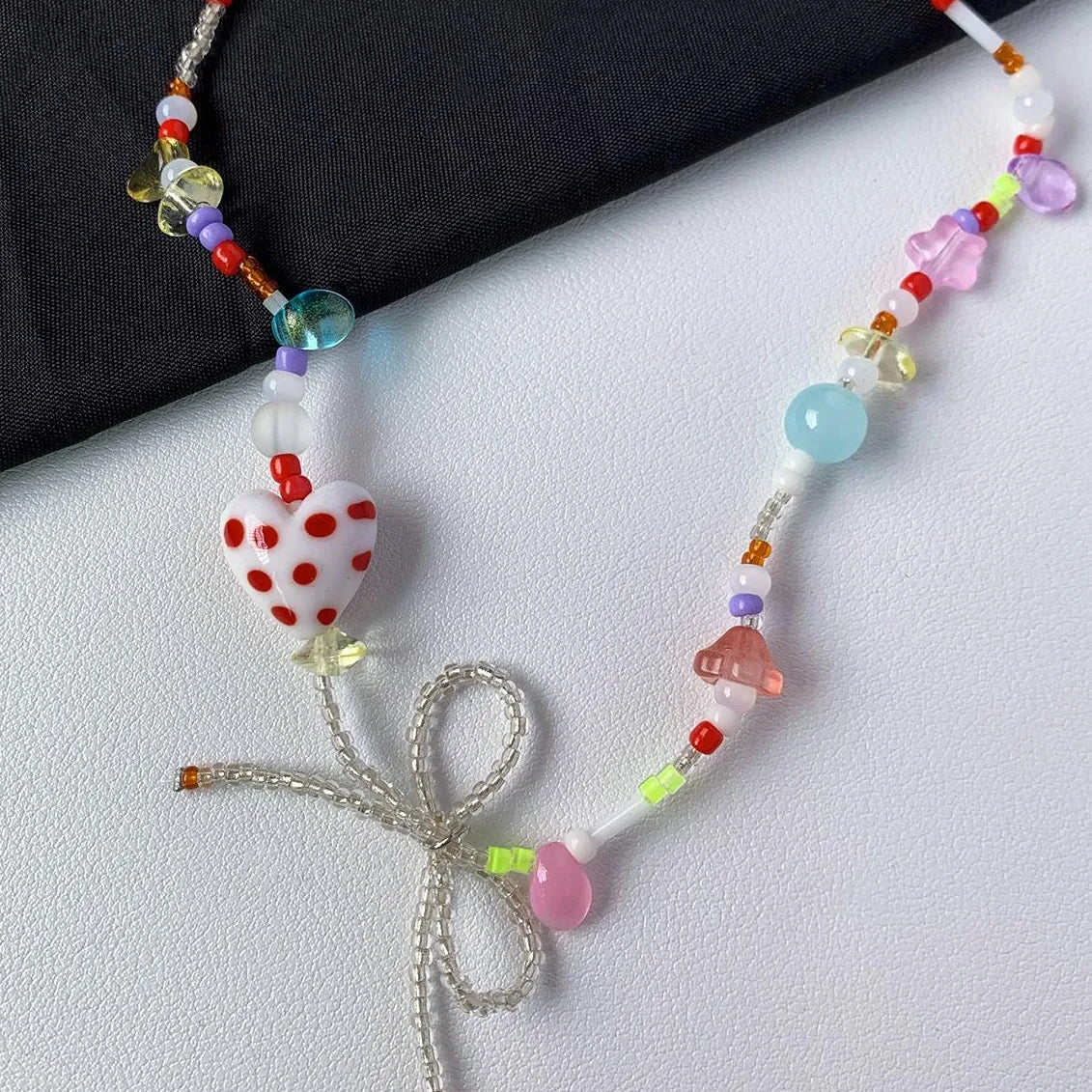 Accessories Vibrant Dopamine Summer 琉璃珠 V-neck 项链