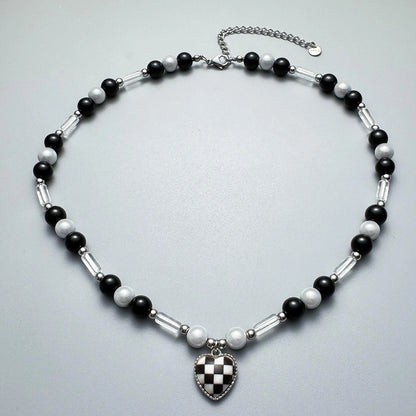 Accessories Vintage Beaded Grid Heart Pendant Necklace