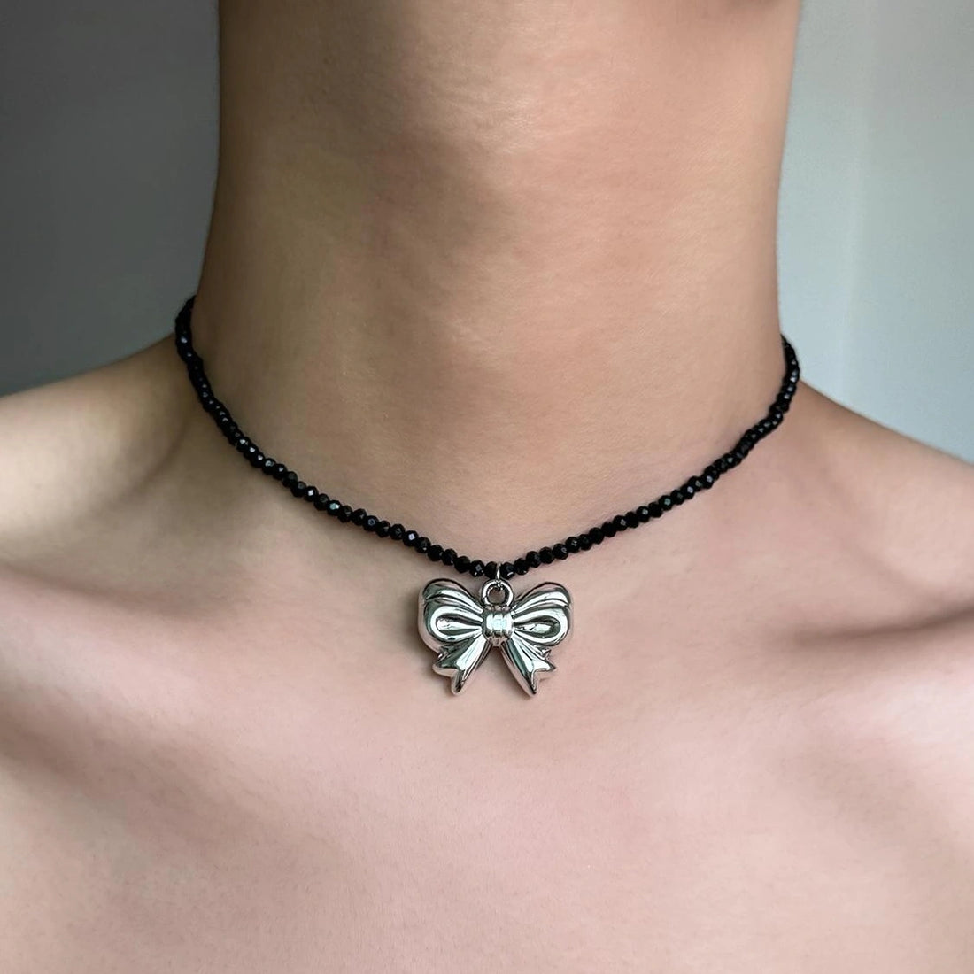 Accessories Vintage Crystal Beaded Bow Pendant Necklace