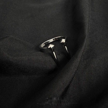 Accessories_Vintage_Gothic_Beast_Fang_Adjustable_Couple_Ring_MISSTT
