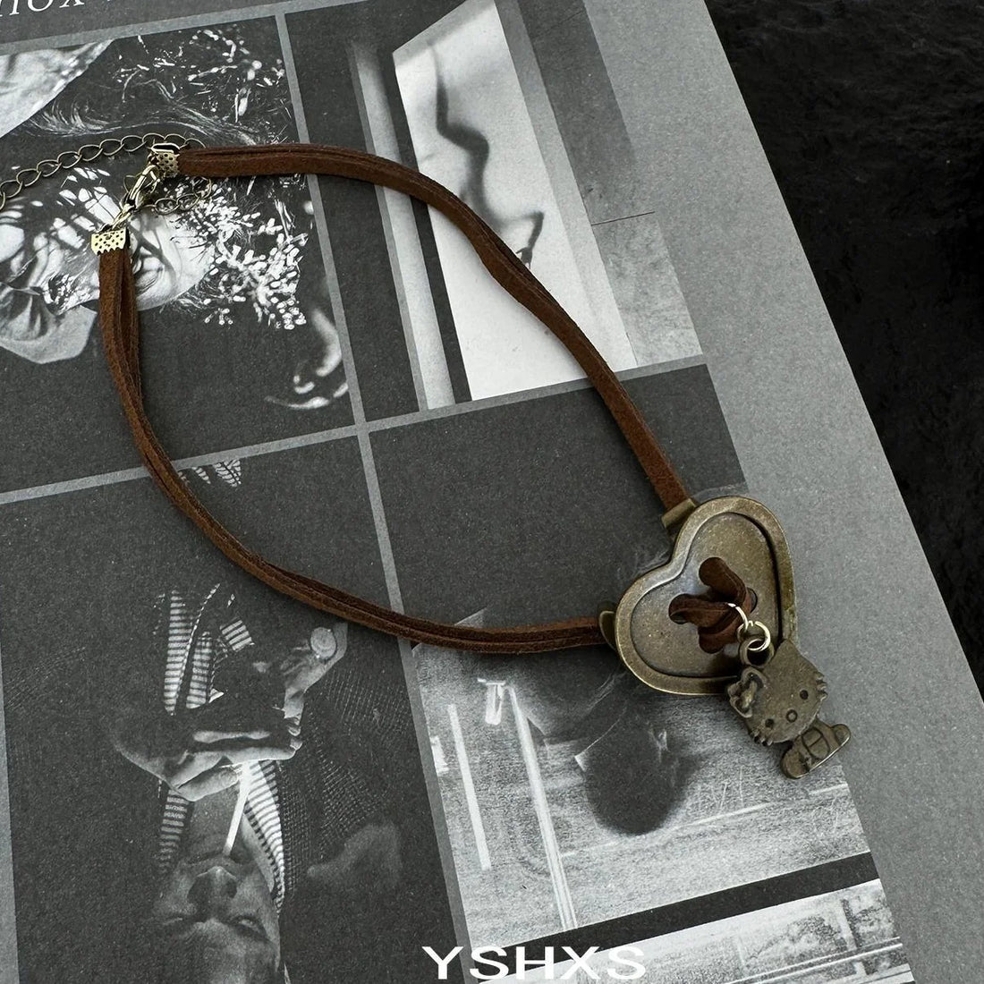 Accessories Vintage Kitten Locket Necklace With Heart Charm