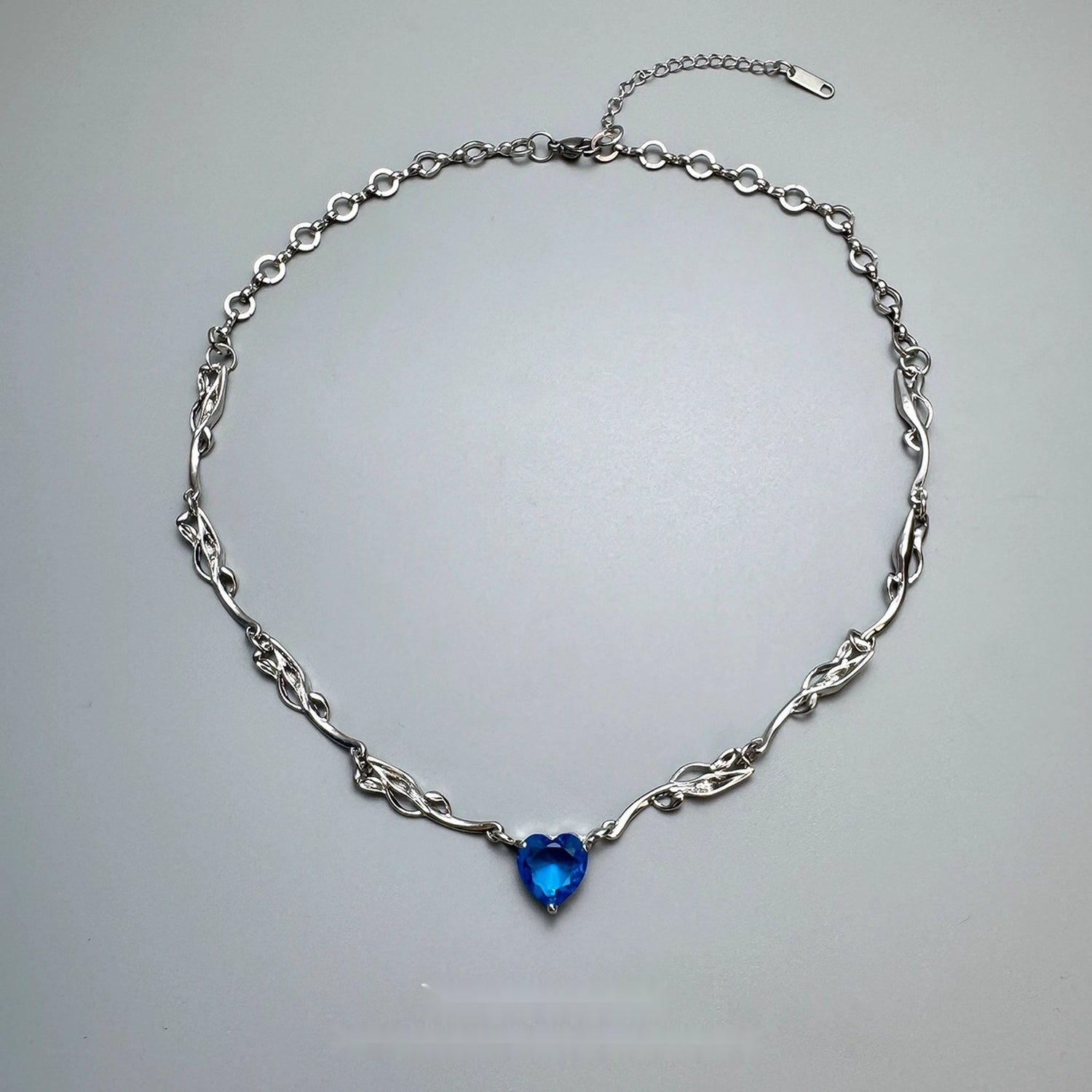 Accessories_Y_2_K_Blue_Heart_Pendant_Choker_Necklace_MISSTT