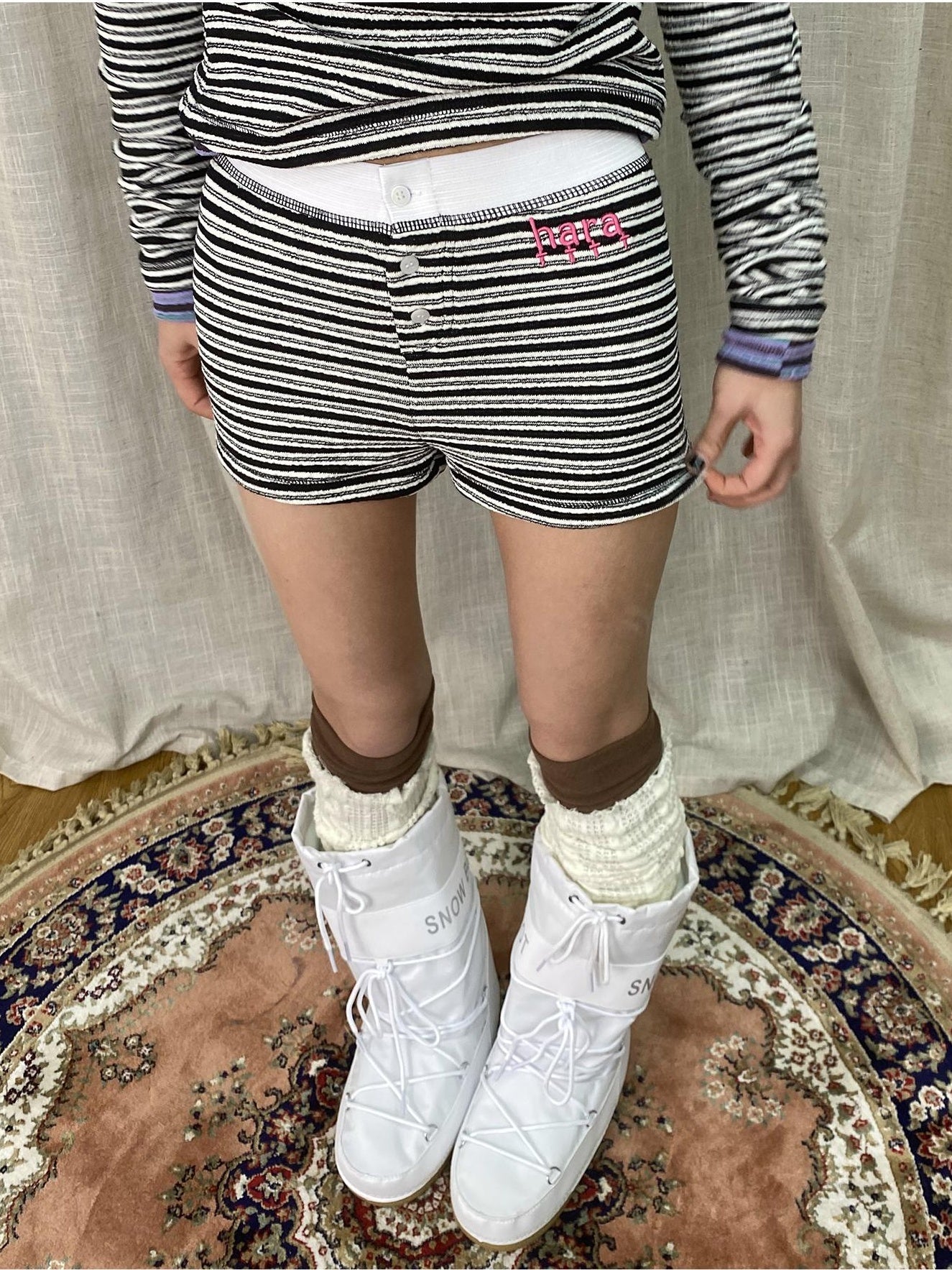 Achihara Brittany Striped Leggings Anti Glare 2024 New Short Style Can Be Worn Both Inside And Outside 32