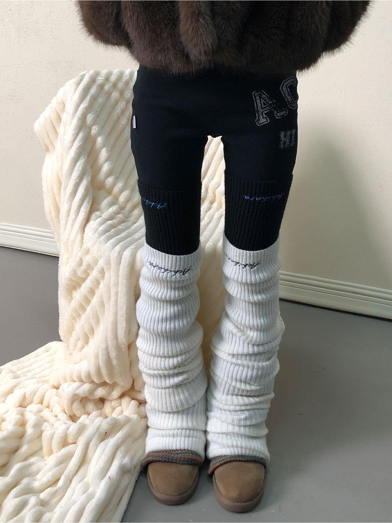 Achihara Tatakis Leg Cover Winter Protective Sleeve  Warmers  Long Tube  Antifreeze Socks 16