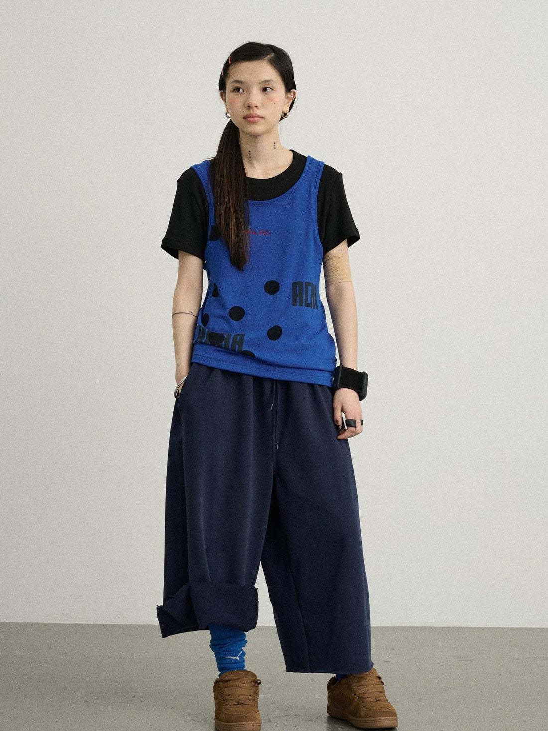 Achihara Achihara Distressed Hem Cargo Joggers
