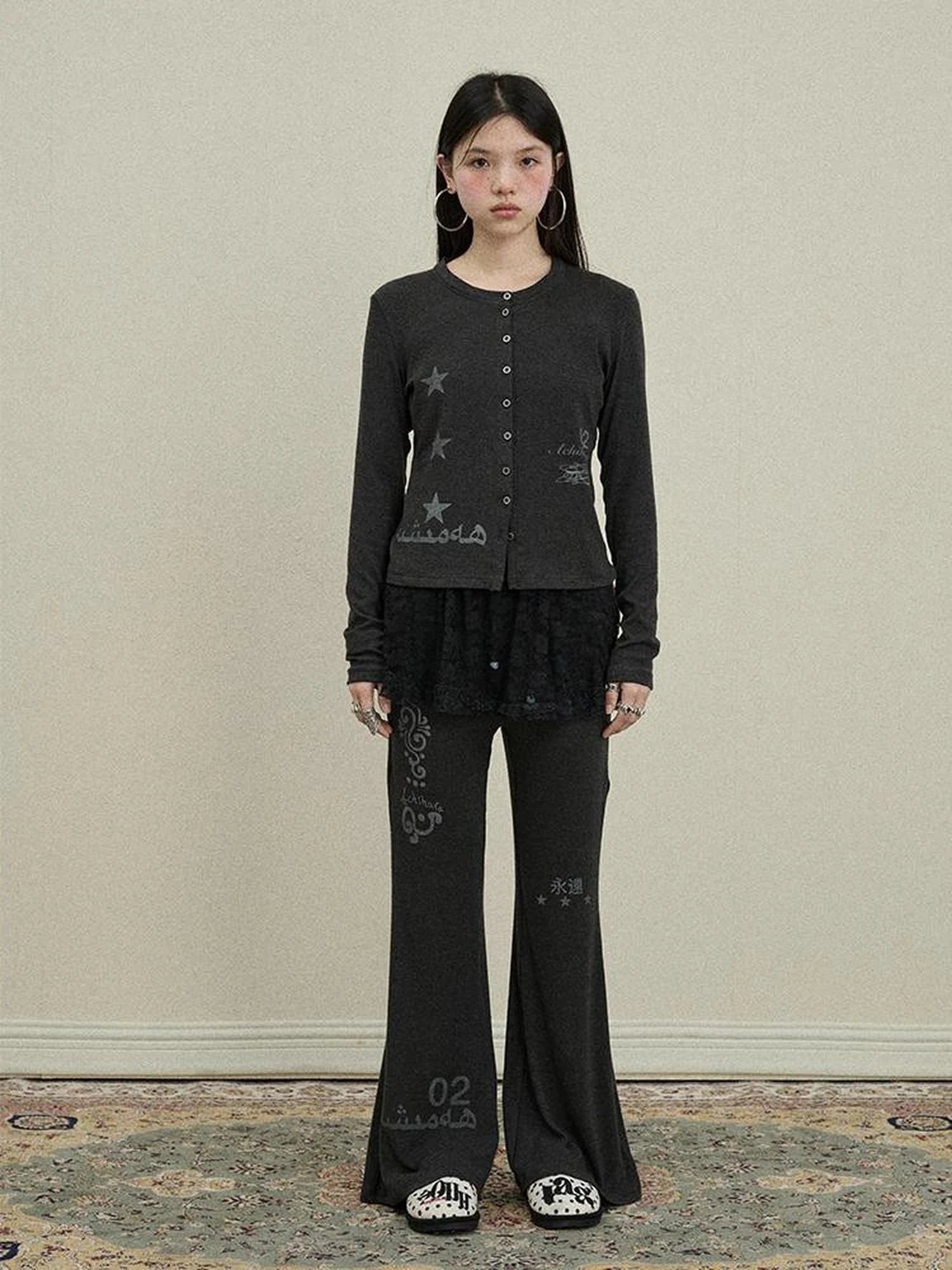 Achihara Rabbit Fit Flared Trousers