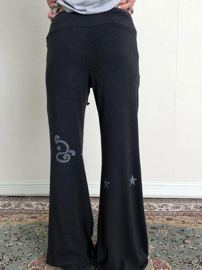 Achihara Rabbit Fit Flared Trousers