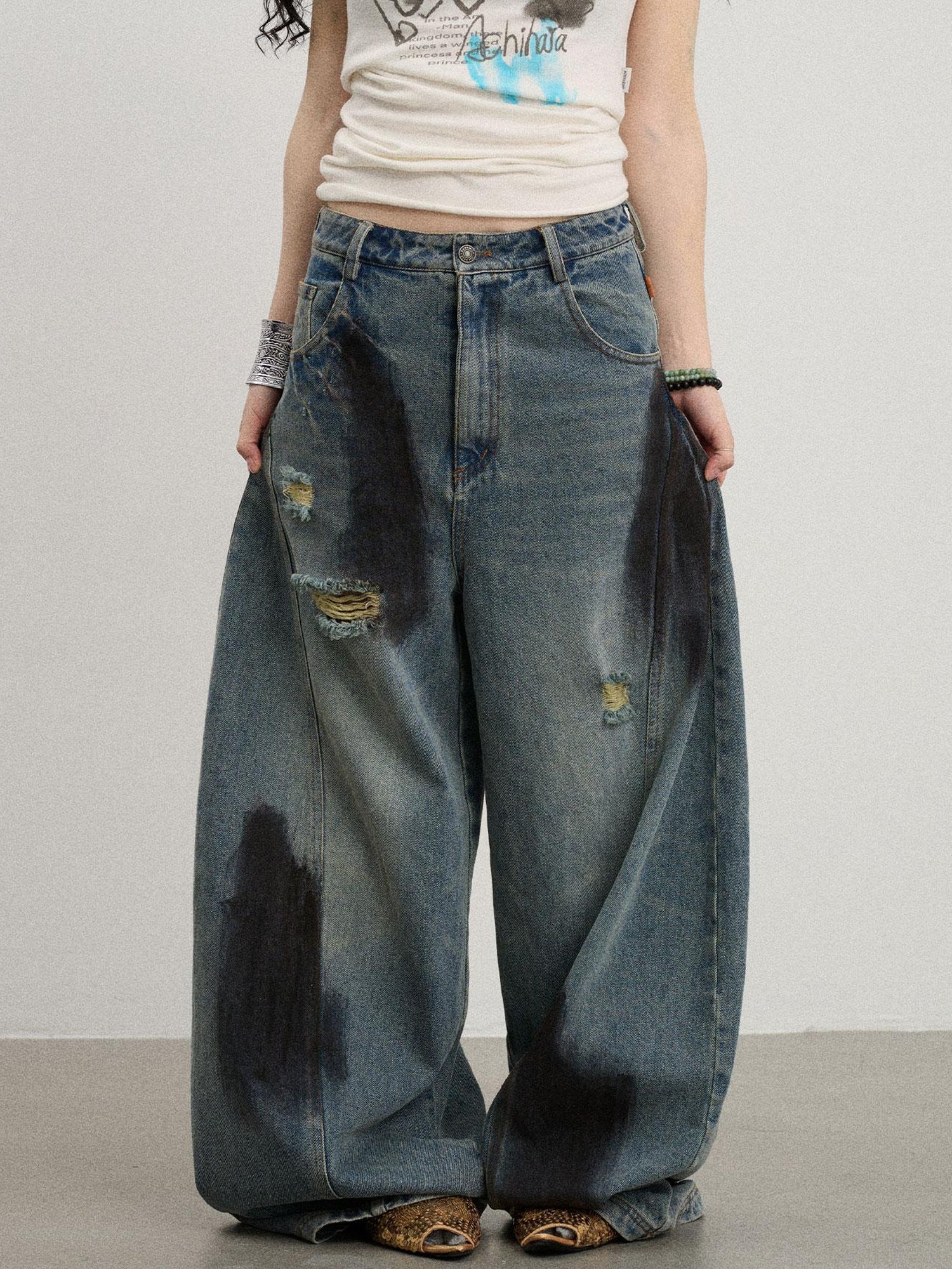 Achihara Banana-Cut Wide Leg Denim Pants