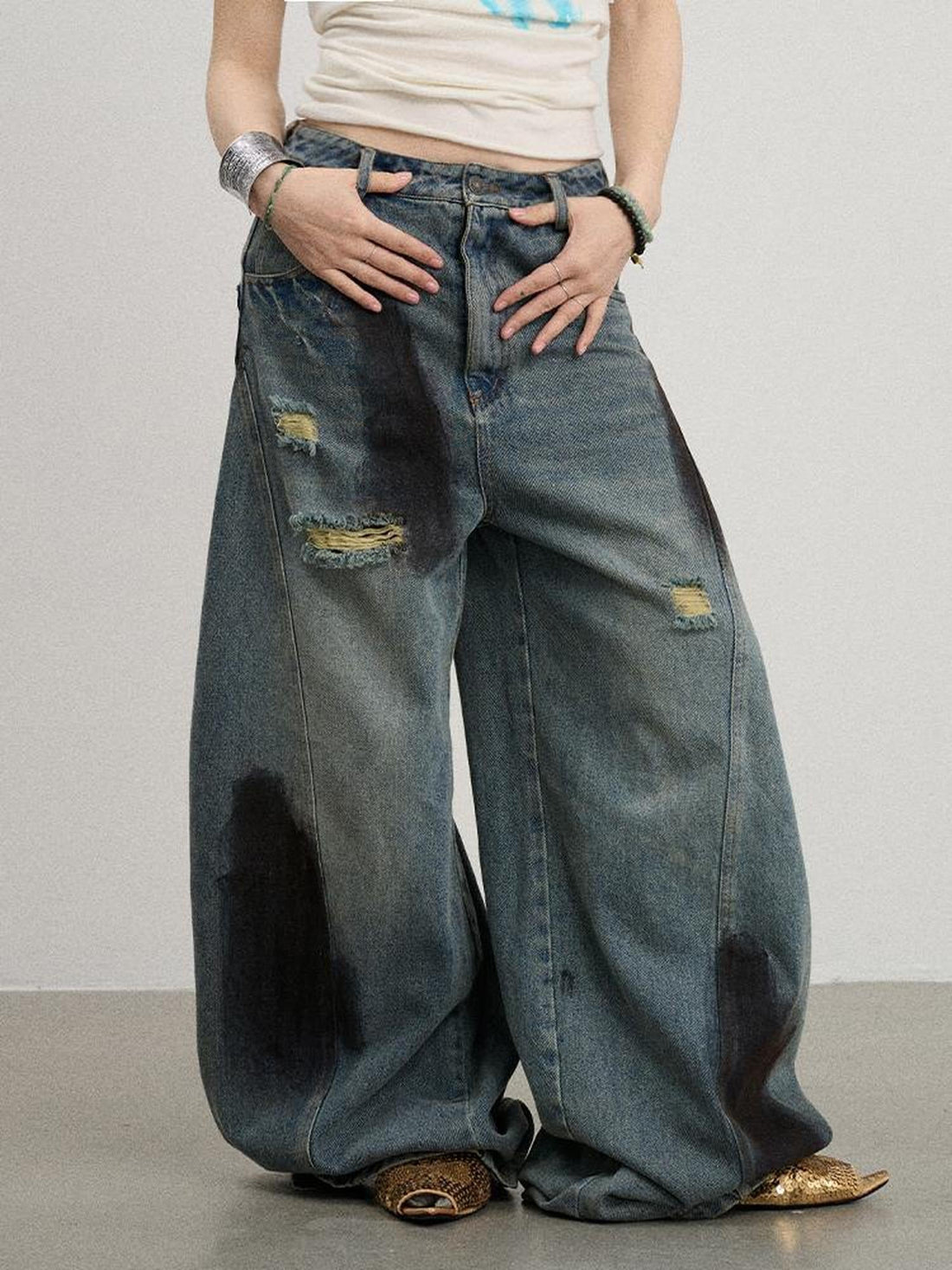 Achihara Banana-Cut Wide Leg Denim Pants