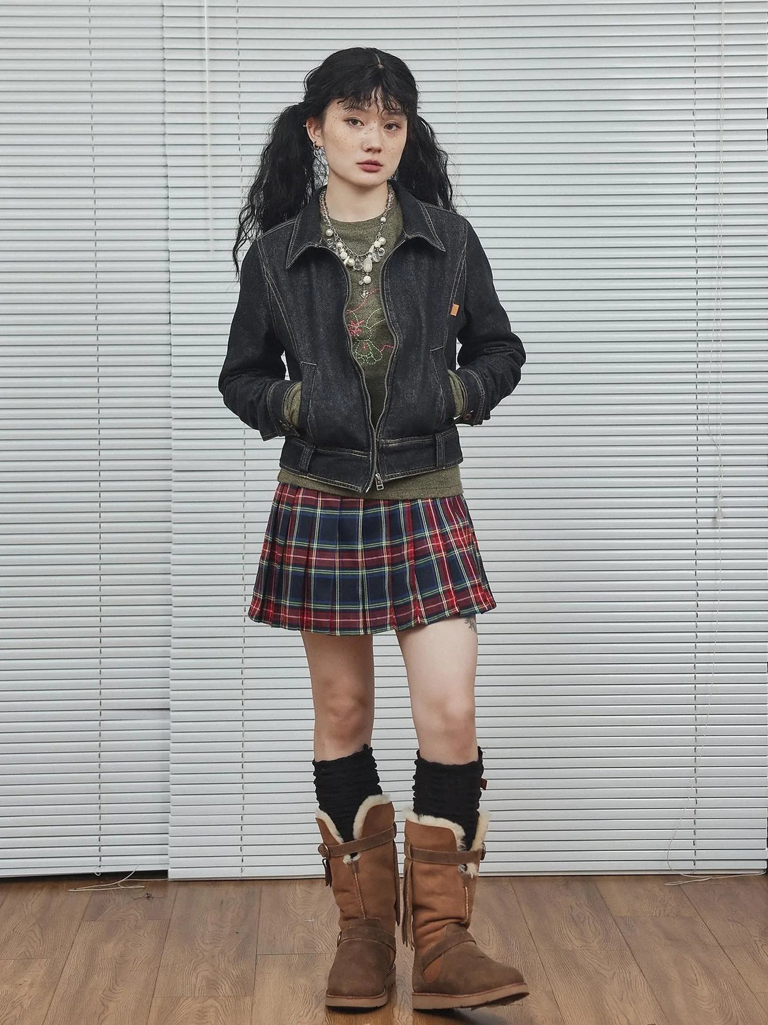 Black Denim Cropped Jacket With Soft Fleece Lining