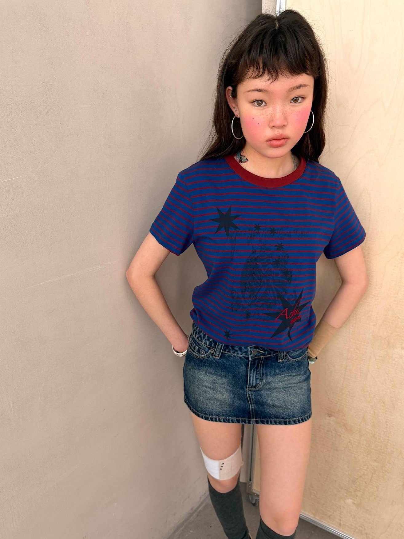 Achihara Blue Red Striped Washed Star Print Crewneck Women&