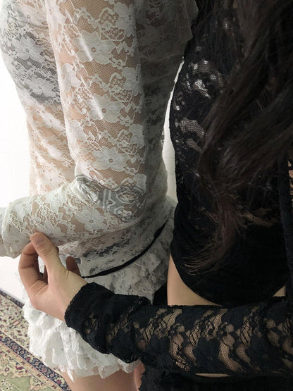 Achihara Breton Chun Lace Long Sleeve Top