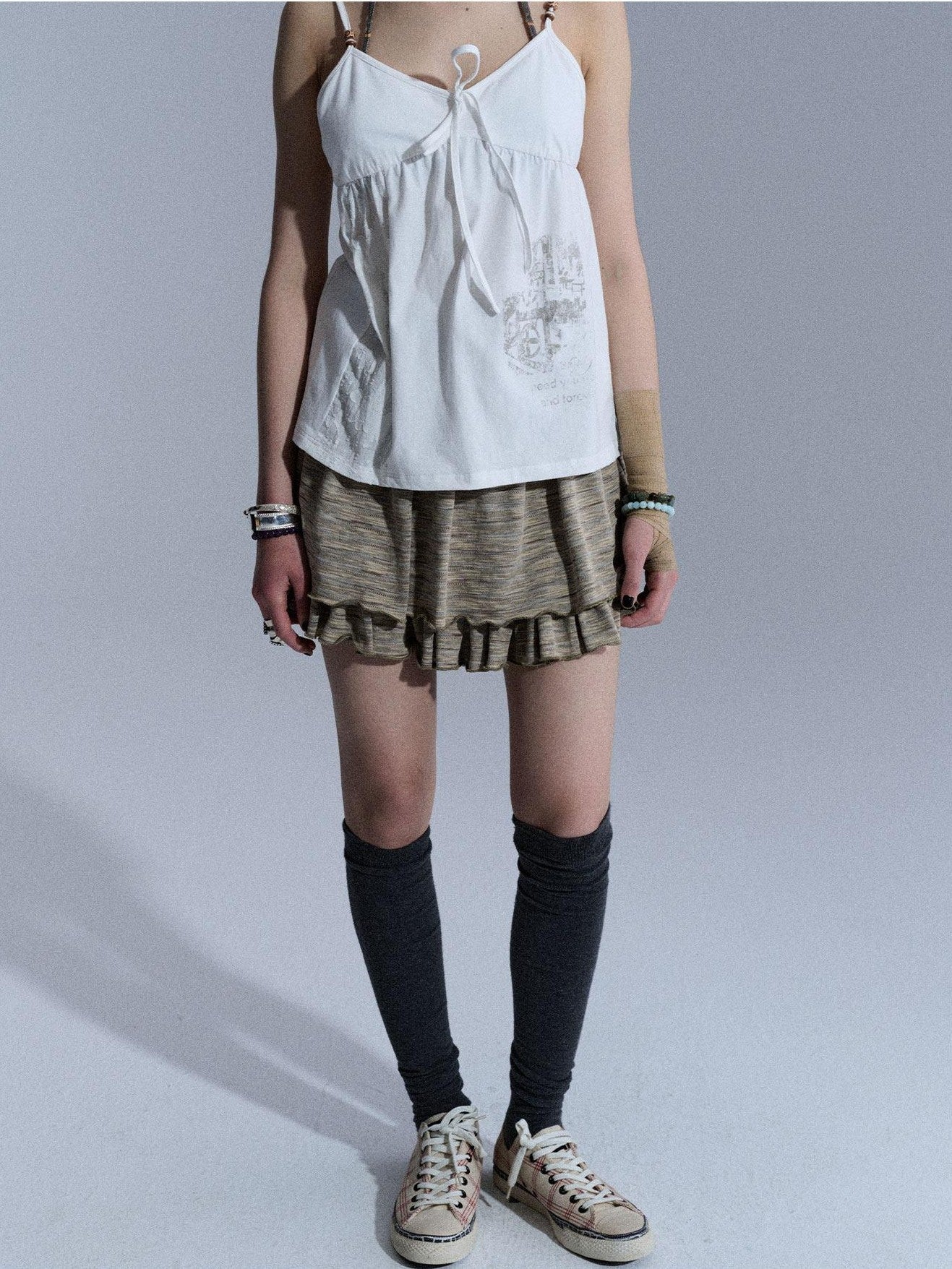 Achihara Butterfly V-neck Cropped Shoulder Strap Women&
