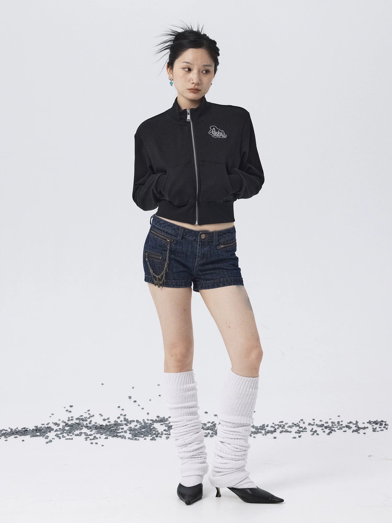 Achihara Church Kiss Embroidered Cropped Hooded Jacket-2