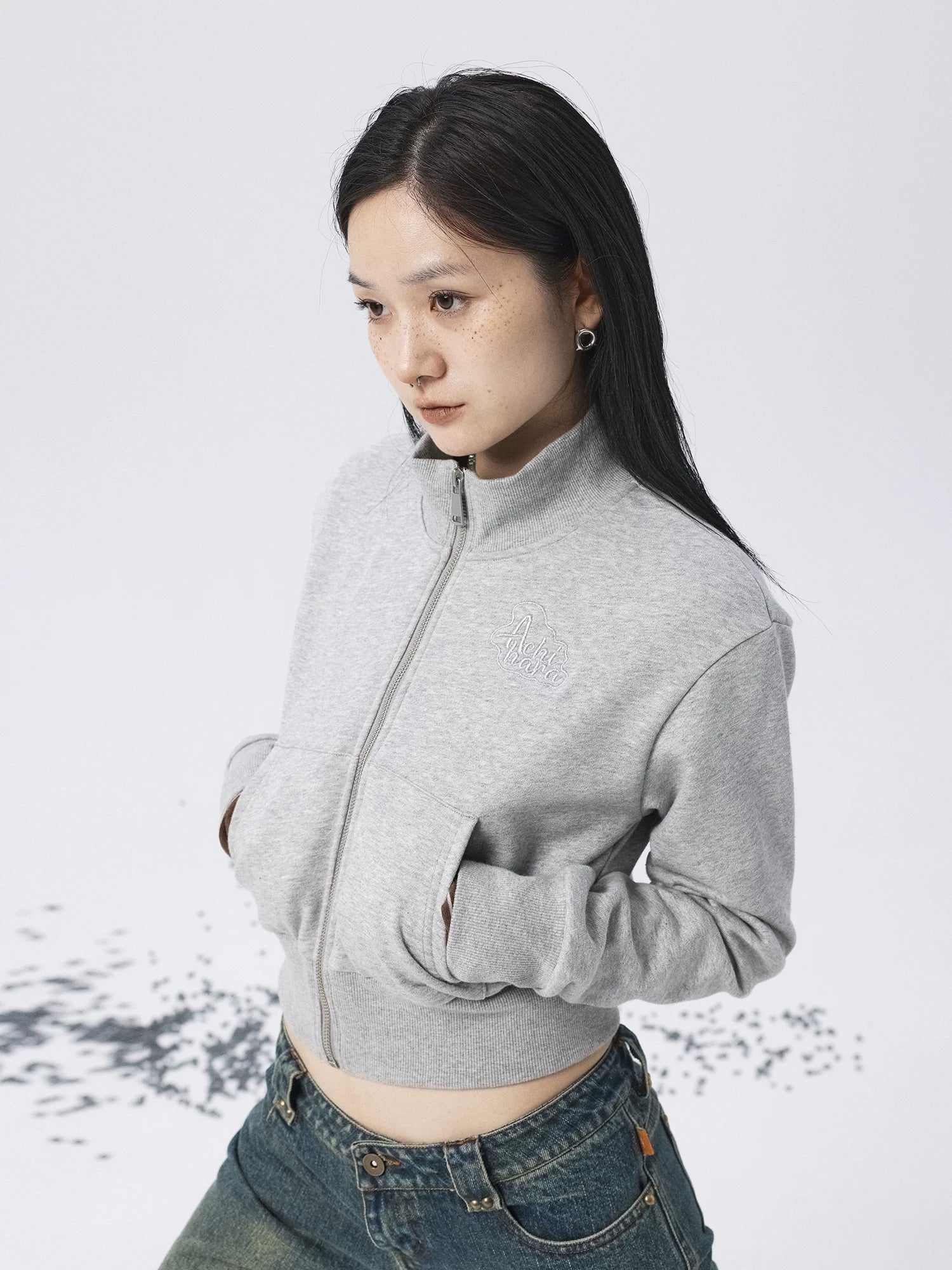 Achihara Church Kiss Embroidered Cropped Hooded Jacket-5