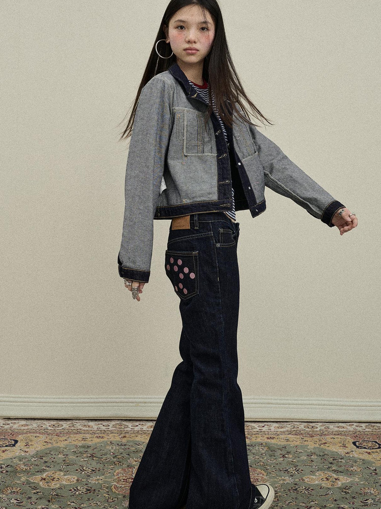 Update Achihara Classic Denim Jacket With Slightly Flared Jeans Set