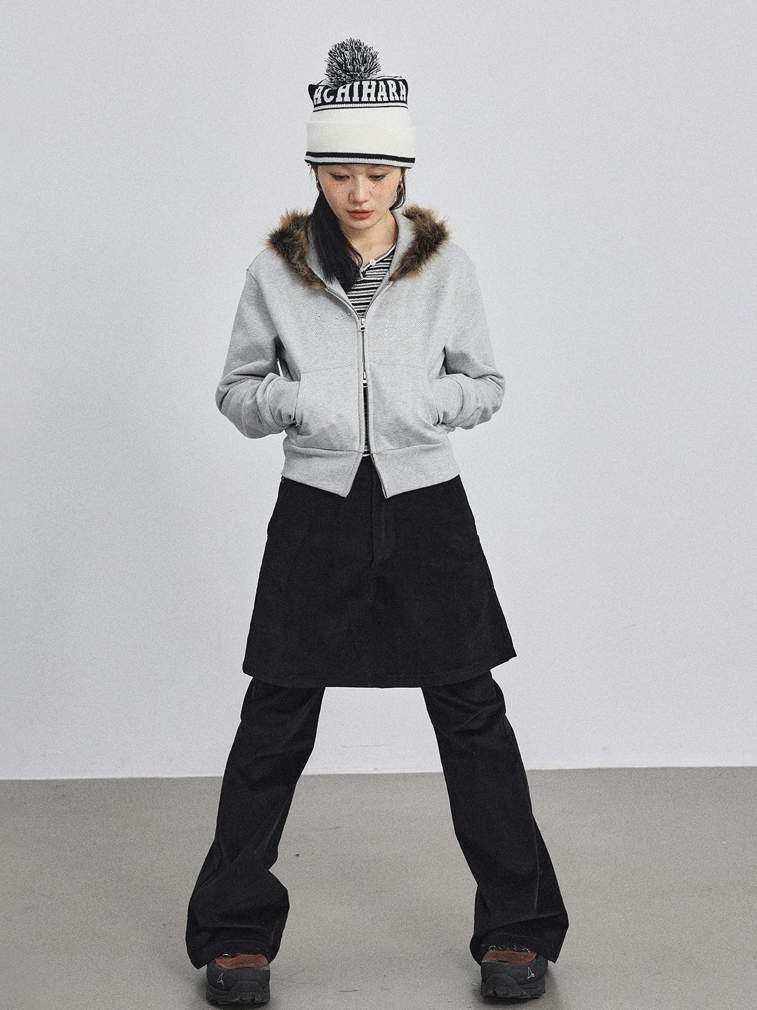 Achihara Cozy Fluffy Cropped Sweatshirt