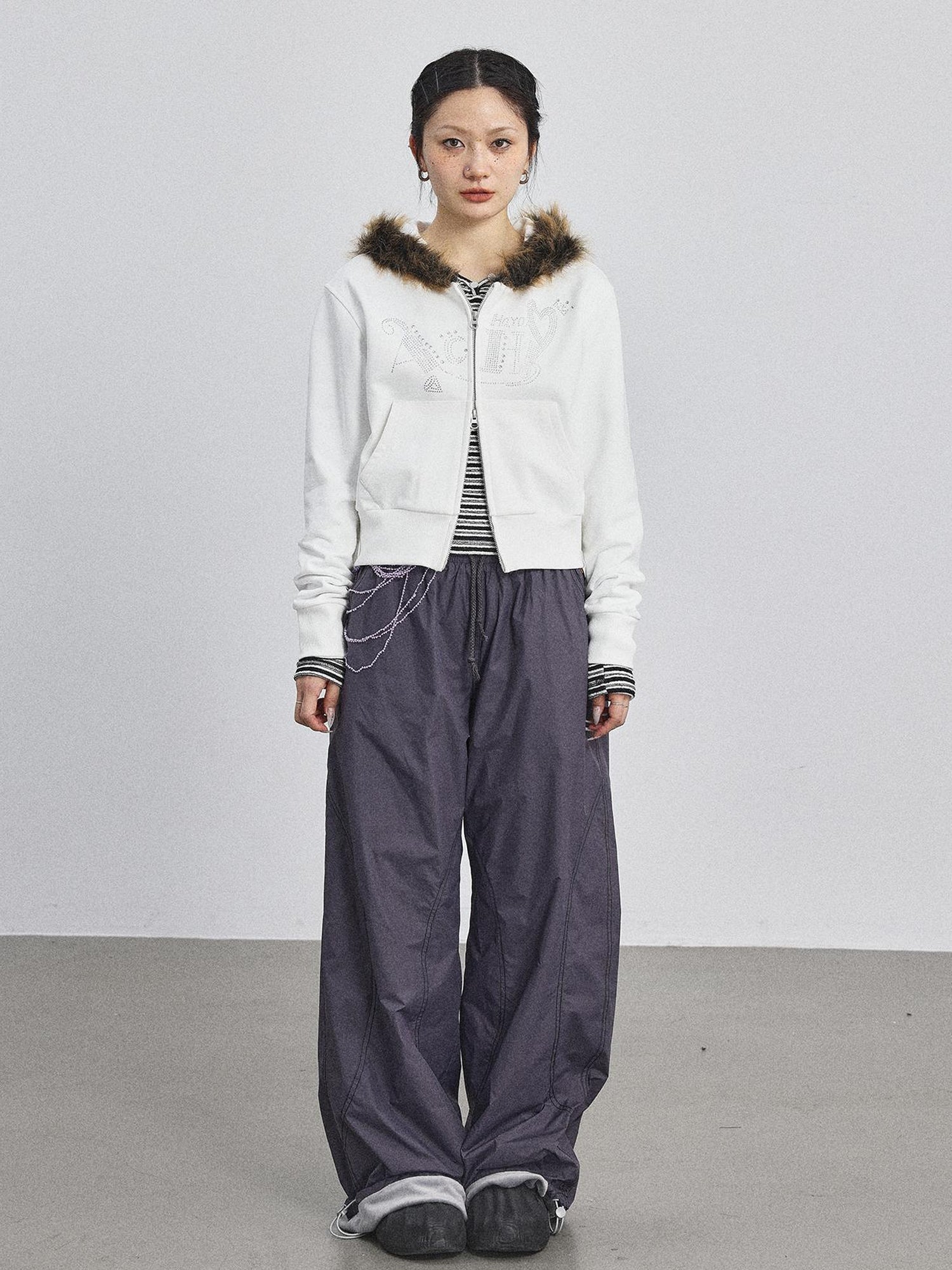 Achihara Cozy Fluffy Cropped Sweatshirt