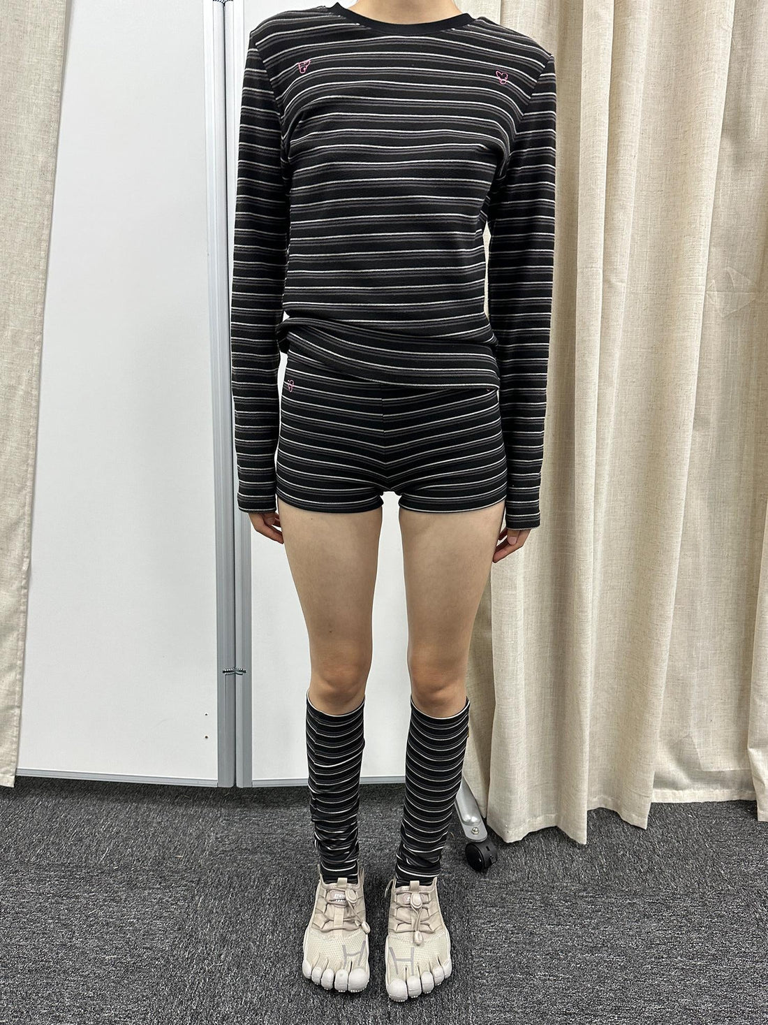 Achihara Crab Seal Rose High Waist Breton Leggings